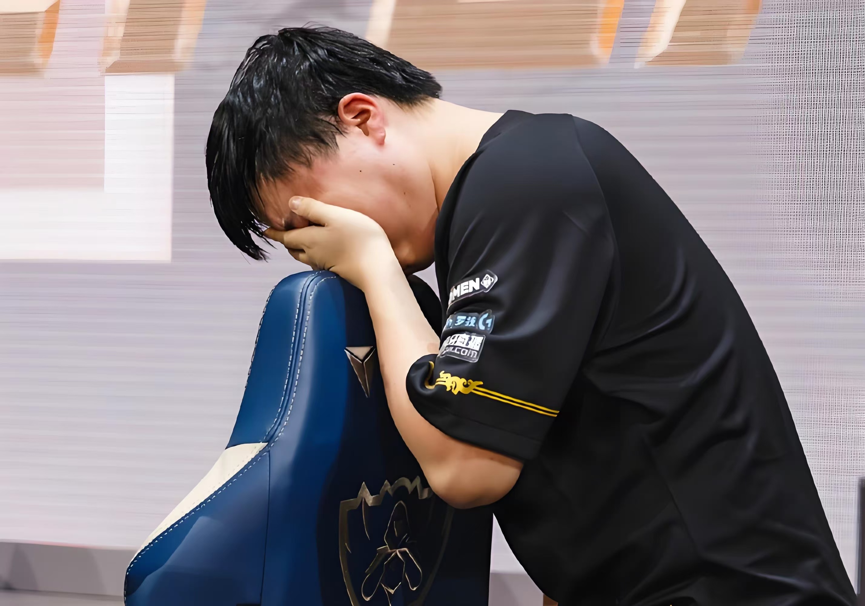 繼“Uzi入選英雄聯盟名人堂，網友們紛紛質疑含金量”後，Shy哥入選無望 - 