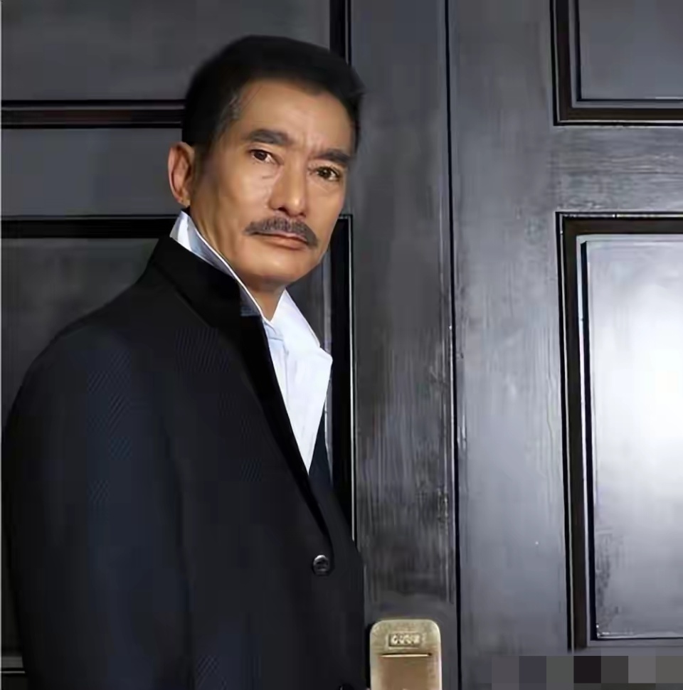 TVB老戏骨高雄被骗后拒绝回巢，被屡传死讯，曾有人冒认是他妻子_腾讯新闻