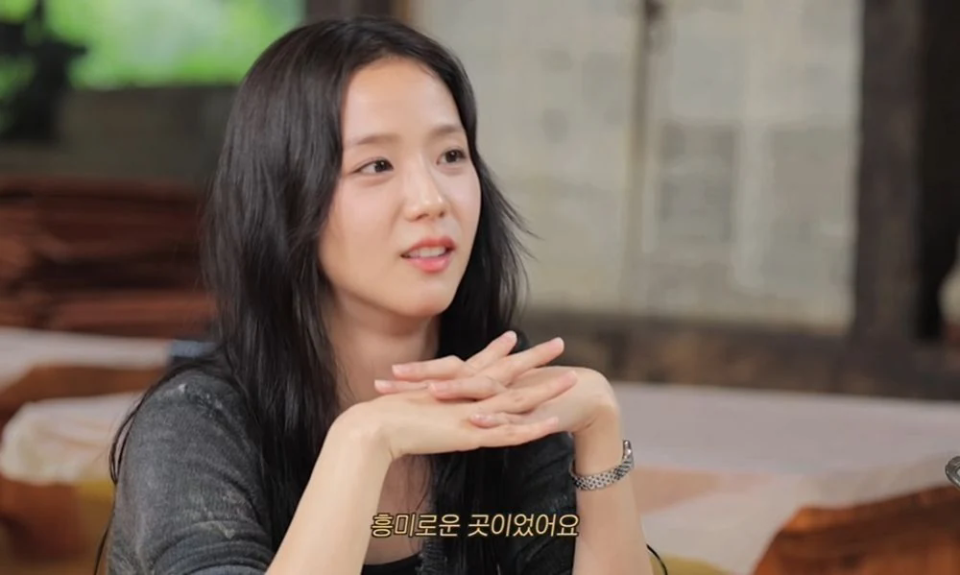 blackpink金智秀透露,yg的练习室是地下室,看不到阳光