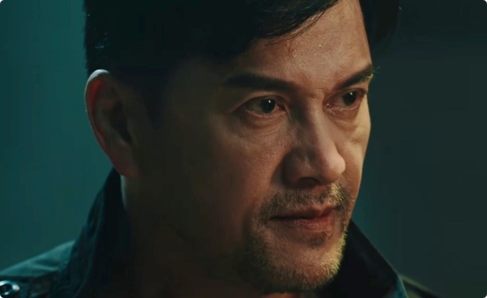 满屏一星,63岁吕良伟出演的大烂片,被观众痛骂:直接露肉就行