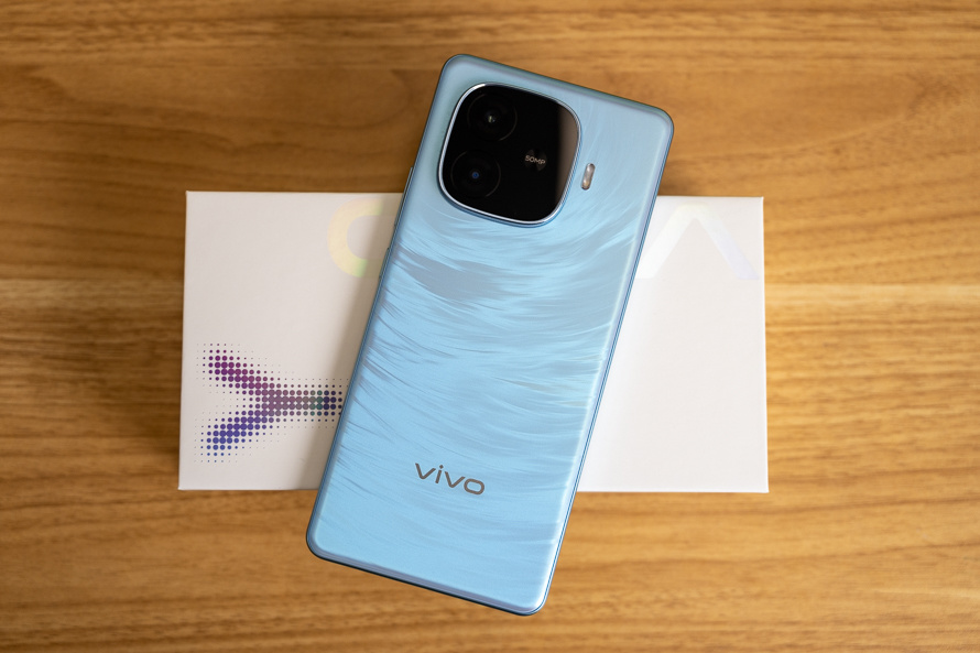 vivo y200 gt测评:6000mah长续航,外勤职业专属优化