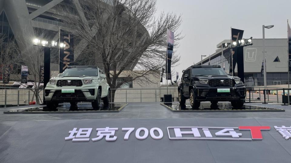 8万元售起 坦克700 hi4-t巅峰上市_腾讯新闻