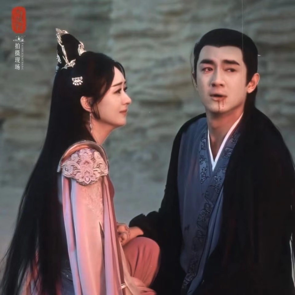 《与凤行》弥补《楚乔传》剧粉遗憾,赵丽颖水下捞林更新,宇文玥终于被