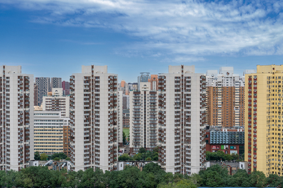 李嘉诚预言:中国45%城镇家庭的房子,或将迎来3大严峻_