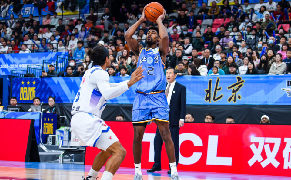 新援僅4分仍被主帥維護 北京為何找外援如此拉胯？