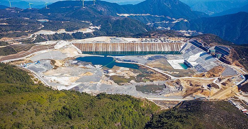 厦门抽水蓄能电站下水库大坝面板混凝土提前浇筑完成