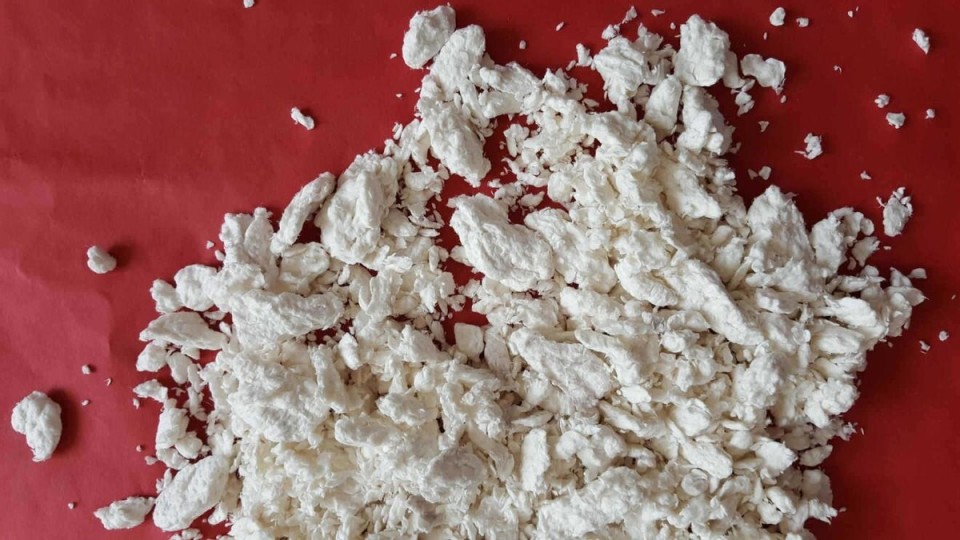 是棉花采摘当中的边角料,但是它有一个妙用,可以用于制造火药硝化棉