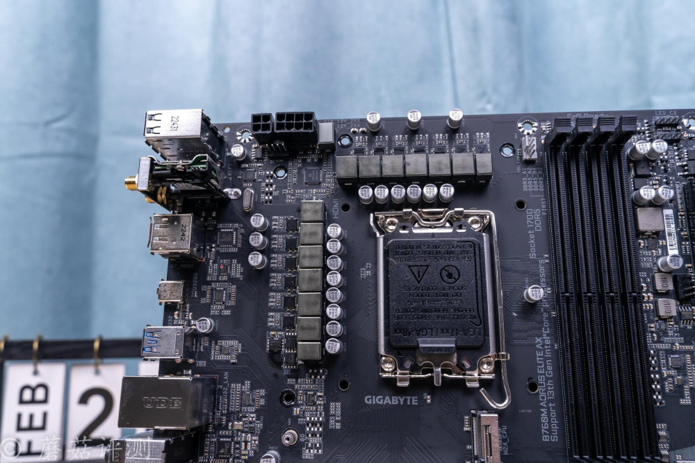 出色用料漂亮颜值技嘉b760m小雕wifi主板拆解评测