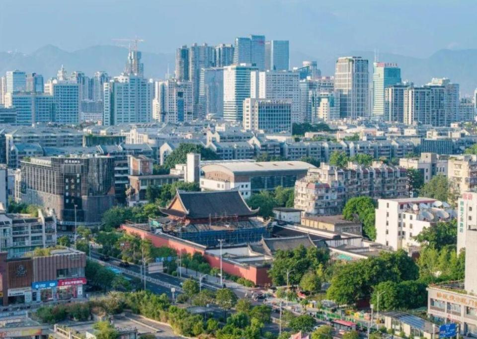 2025年福建民营一哥揭晓：福耀排第11，永辉第9，安踏排名第7-腾讯新闻