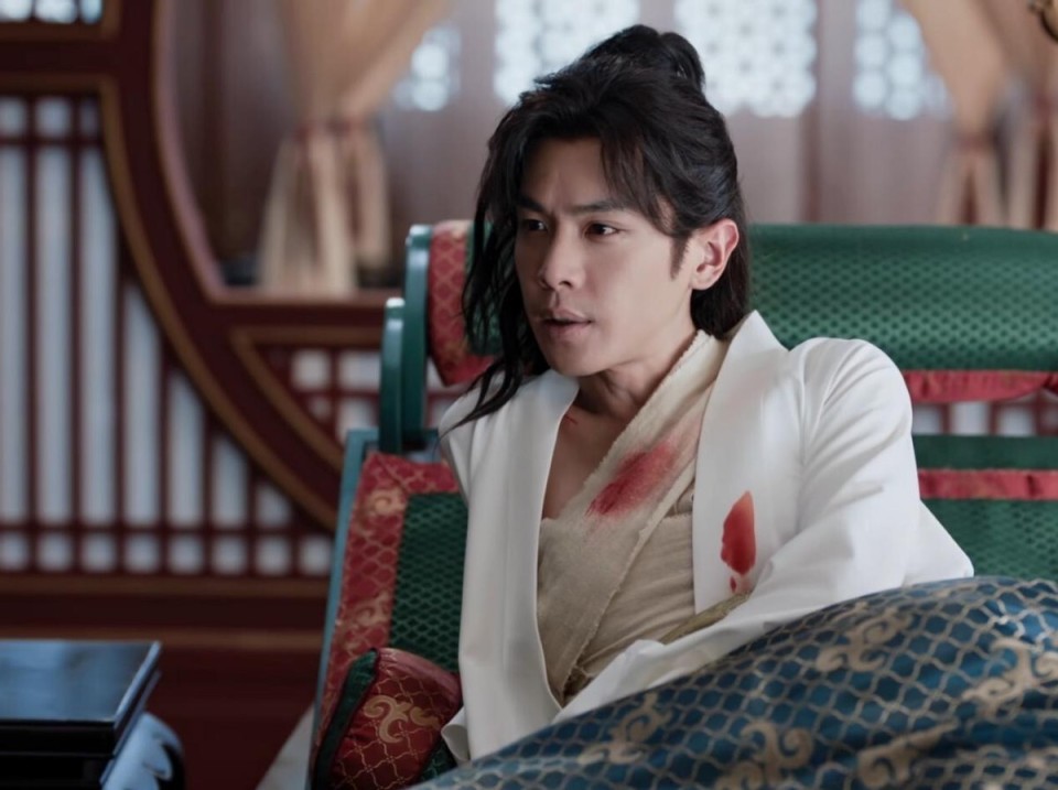 张若昀又放大招了!新电影官宣,科幻剧情新颖,吊足观众