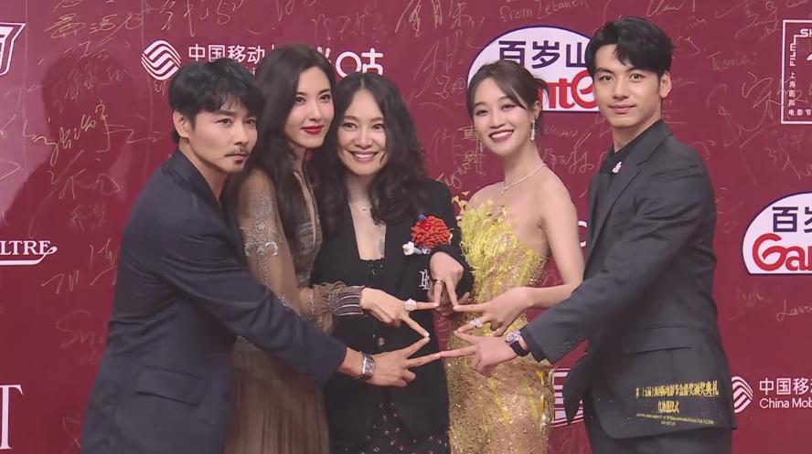 �ڶ�ʮ����Ϻ����ʵ�Ӱ�ڳɹ���Ļ ���ٵĵ�Ӱ�� �ǹ����ں���ҫ��