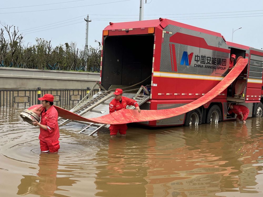 南昌市区内涝,中国安能二局南昌救援基地紧急出动处置险情