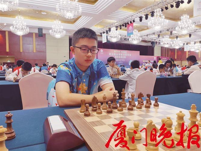 厉害了厦门13岁少年创造国象高考佳绩
