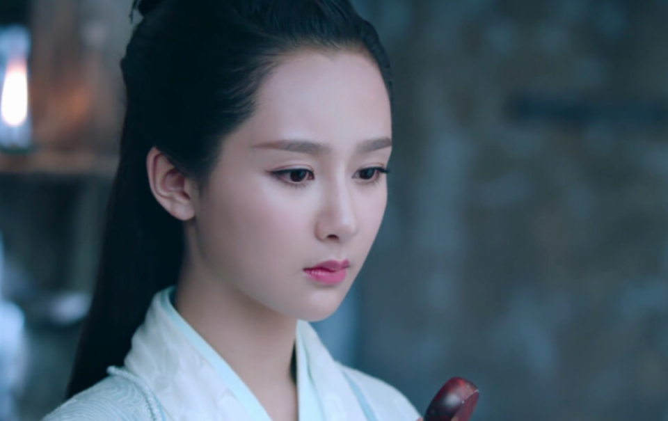 虽然当时杨紫被骂惨,但《青云志》是古偶剧,是超级大制作,男主是李某