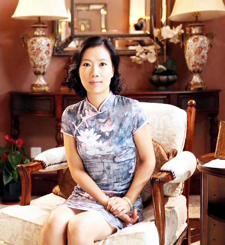 叶檀:后悔将自己当男人,癌症好转后,她和白发母亲有个催泪约定_腾讯