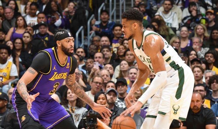 詹姆斯大概率明日休战湖人vs雄鹿已有9人缺阵字母战浓眉成焦点