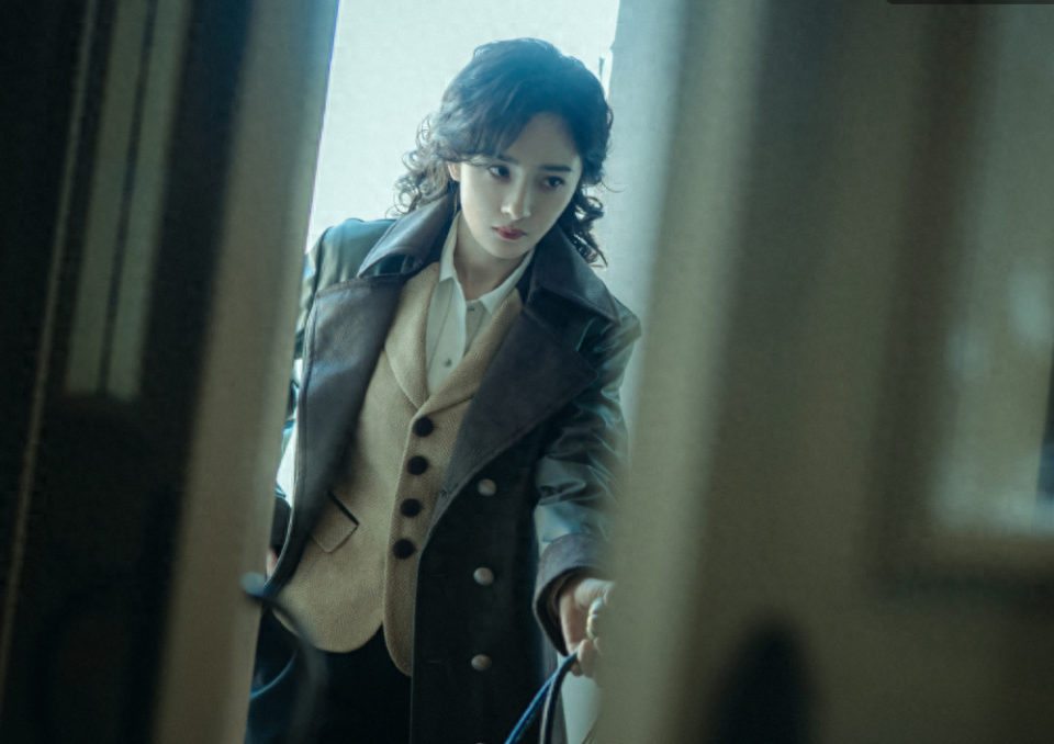 杨幂新戏预告放出被嘲观众评价一针见血竟无力反驳