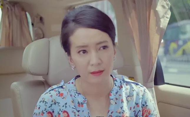 胡小庭45岁有颜值有演技却不红背后是母亲瘫痪父亲截肢的心酸