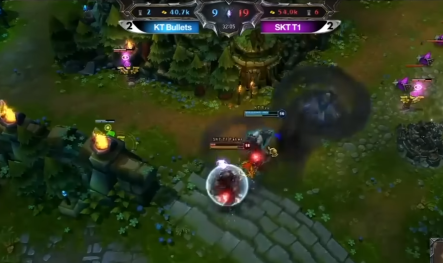 faker荣登名人堂,皮肤彩蛋大放送,性价比之选通行证!