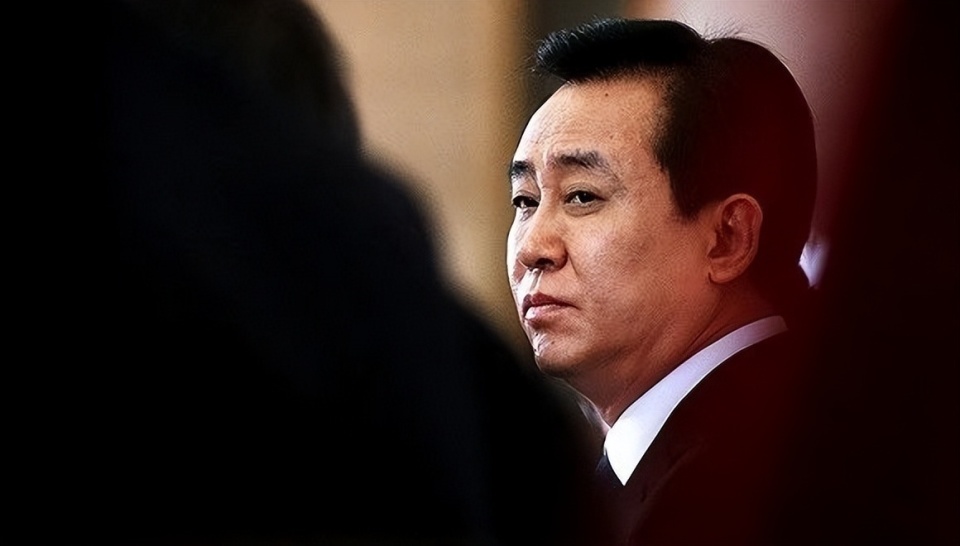 综合媒体消息,该别墅由郑裕彤旗下新世界开发,许家印2010年左右买下