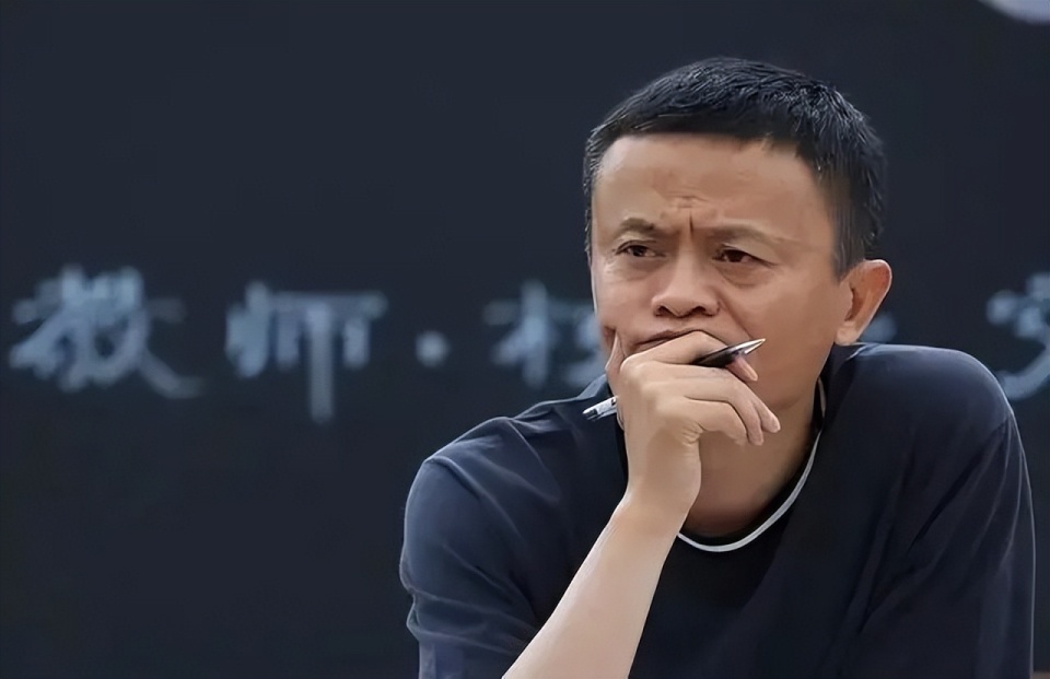 顶豪们的消费观:马云餐馆打包剩菜,何猷君泰国排队办退税