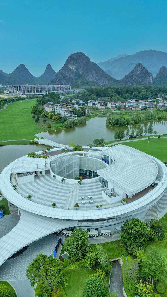 桂林小众景点,山峰环抱的桂海晴岚,超适合打卡拍照