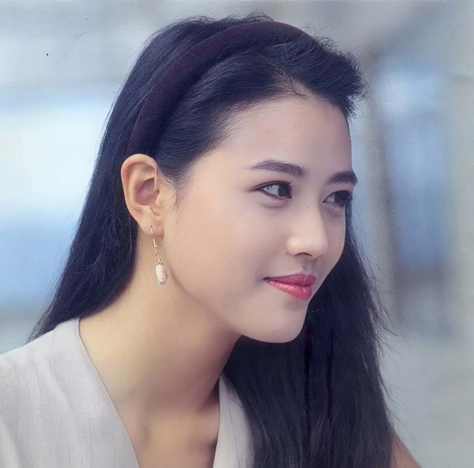 56岁周海媚被曝耍大牌在彩排现场闹脾气得罪主办方惨遭除名