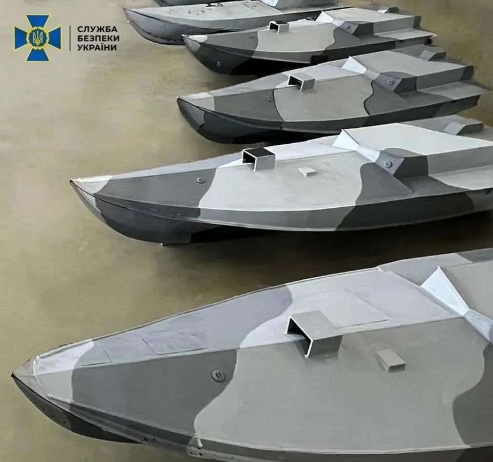 乌克兰自杀式无人艇也能发射火箭弹！使用思路有所改变，可惜实用性有限-腾讯新闻