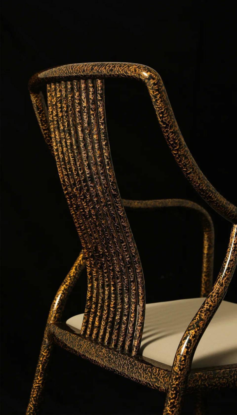 木雕大师吴腾飞作品"上汐椅"  被法国国家家具管理馆收藏67