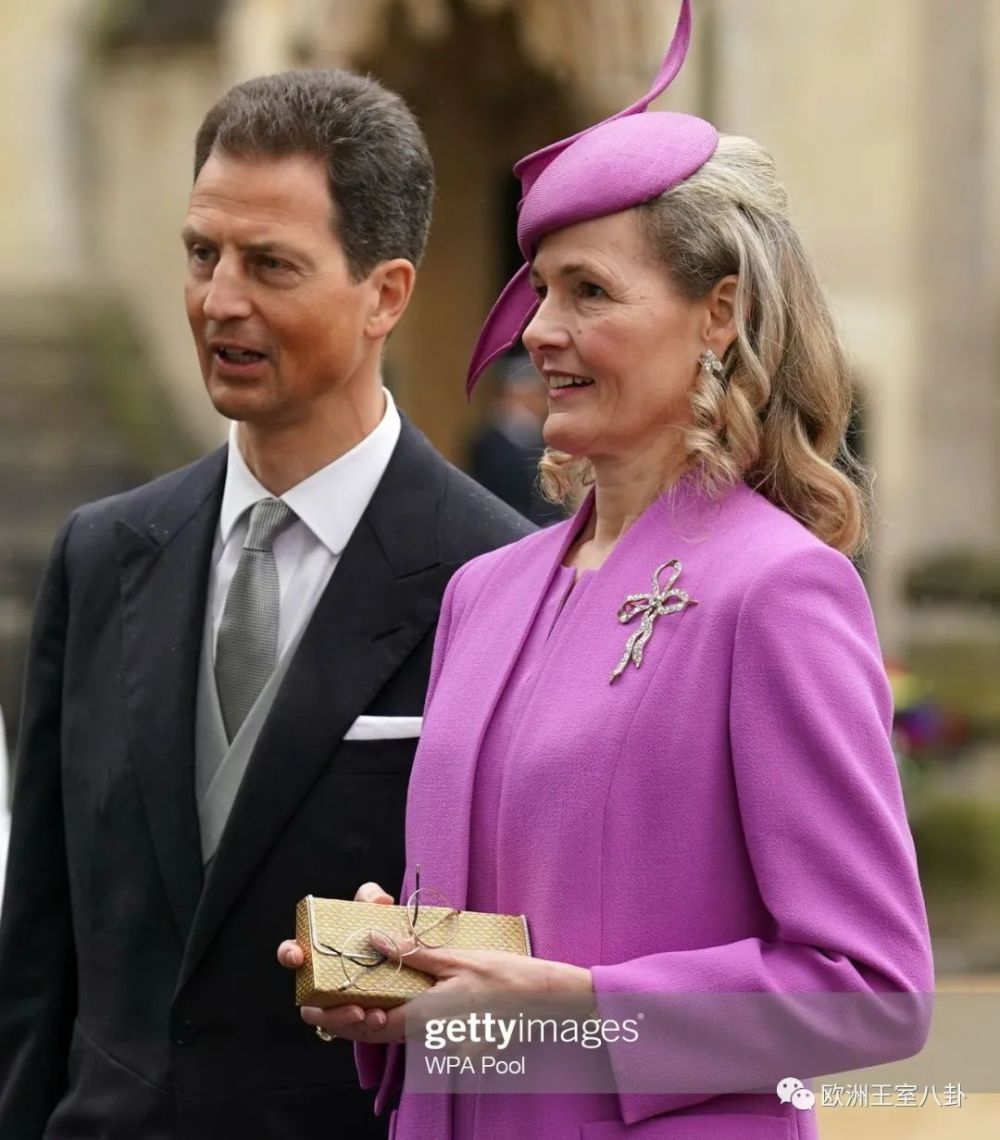 70年后的英王"华丽"加冕,就这?_腾讯新闻