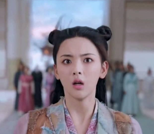 别骗人了铜铃眼黑如炭五官乱飞这是迷倒男神该有的美色