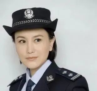 王茜,王景春,董勇等演员的警察形象,打了多少明星的脸!-腾讯新闻