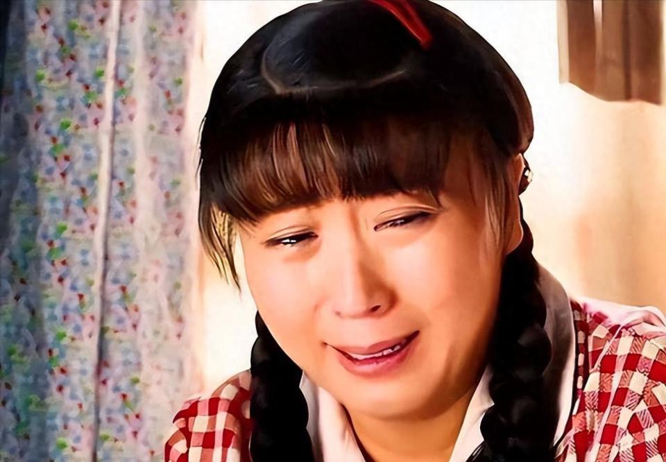 闫学晶最新回应 却被网友要求“封杀” 赵本山的话“一针见血”