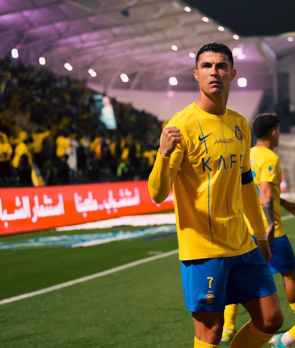 c罗4场4球 塔神准绝杀 创个人最佳 利雅得胜利9连胜_腾讯新闻