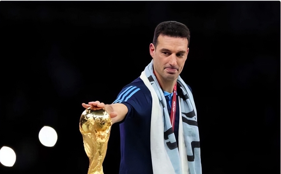 斯卡洛尼可不能走啊,梅西的2026年,还需要他来掌舵