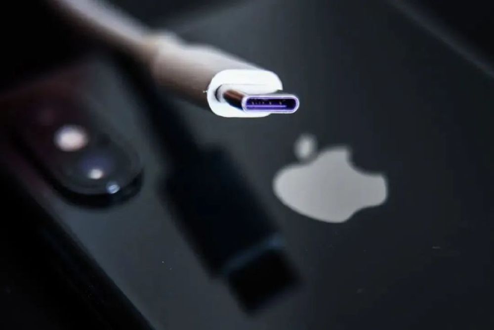iPhone2024年推出无接口设计？