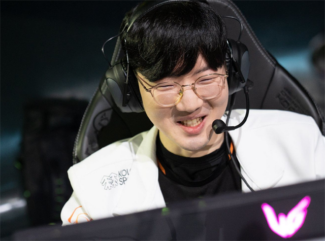 "阿水将在tes退役",知情人透露viper可能回lpl,小明没卡合同-腾讯新闻