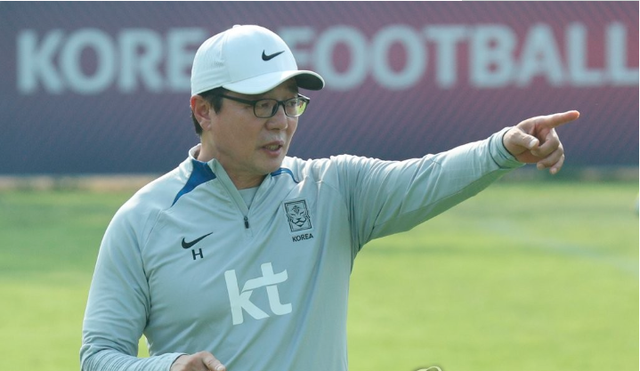 兵役优惠政策影响韩国亚运男足的最终名单,主帅黄善洪的选择是?