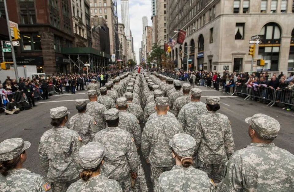 恰逢美国国庆,看100年来的美国阅兵|老照片