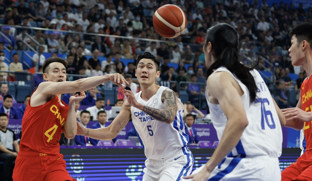 中国台北三人上双,日本男篮外线失准,一队真的扎心_腾讯新闻
