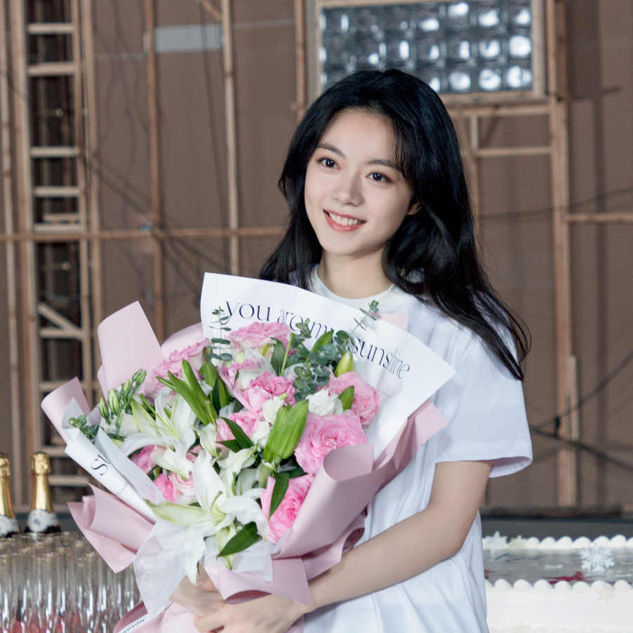 吴磊男友力十足,赵今麦太养眼!-腾讯新闻