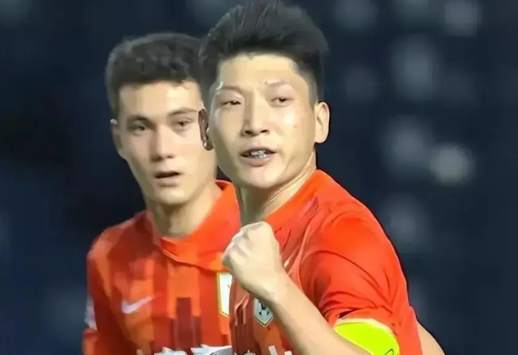 無奈：山東泰山多面手自由身離隊，加盟競爭對手，或重演方昊遺憾 - 