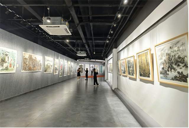 展览作品:本次展览由北京世纪金色嘉园文化艺术中心,北京百嘉艺术馆