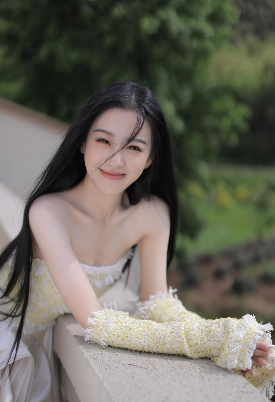 什么是又纯又欲?看看包上恩就知道了_腾讯新闻