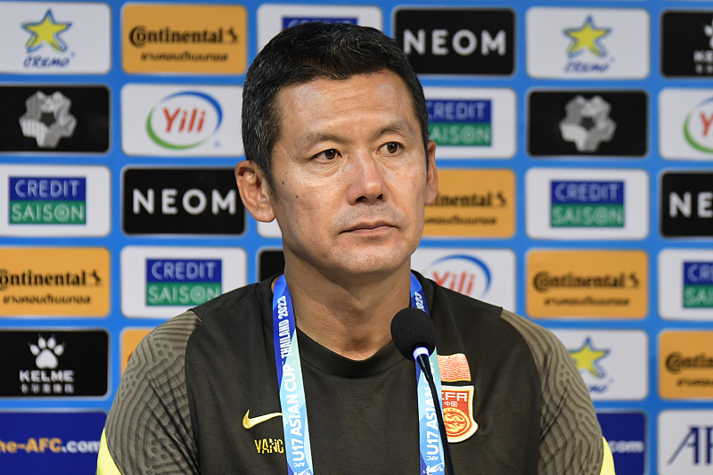 杨晨不满意球队丢掉应有的精神面貌主教练会承担责任