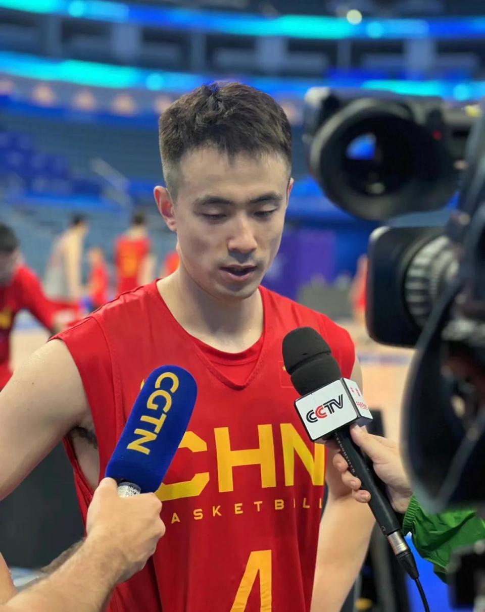 赵继伟代表国家队采访:中国男篮亚运会历史辉煌,有压力也有动力_腾讯