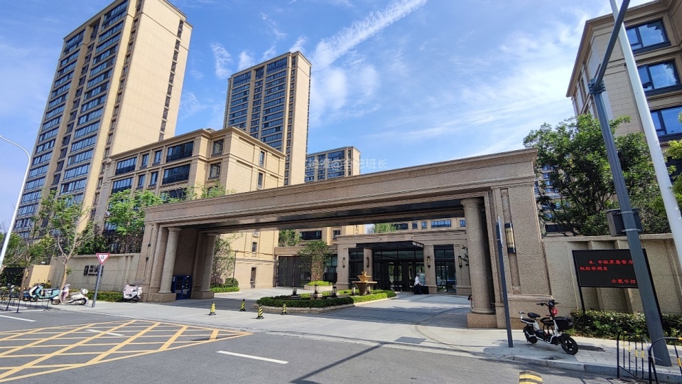 5万楼面价拿下江苏地王的绿城,合肥什么时候再拿地?