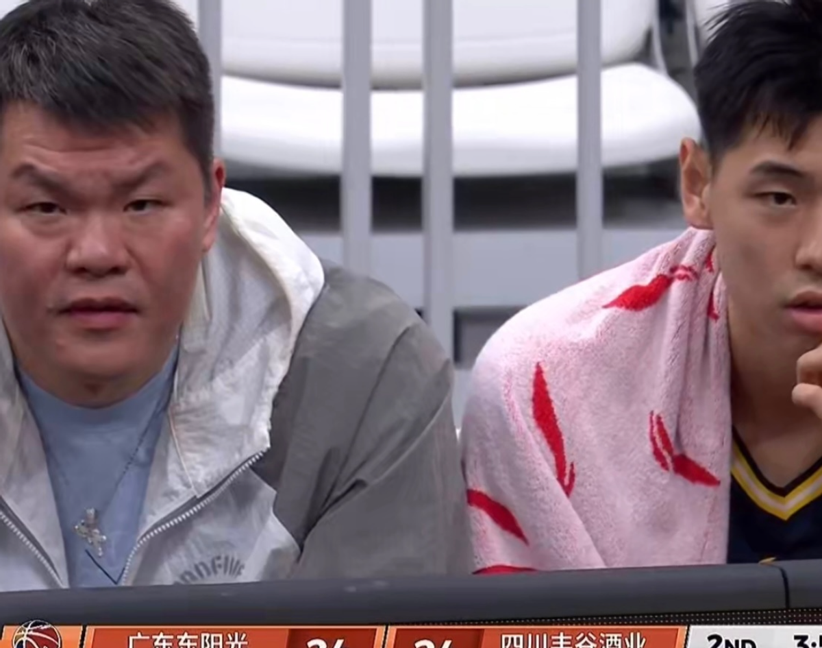 廣東四川菜雞互啄，球員：3人優秀，4人合格，胡明軒王少傑低迷 - 