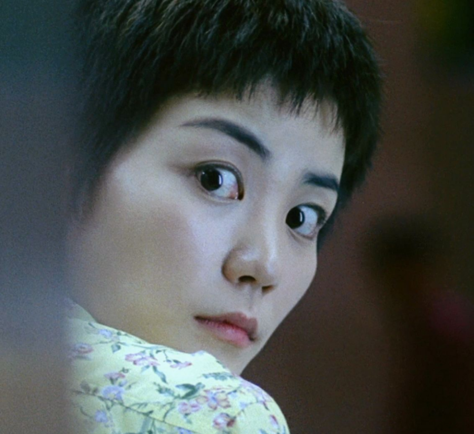 55岁王菲近照曝光,至情至性的天后,也没能够逃过岁月的风霜?