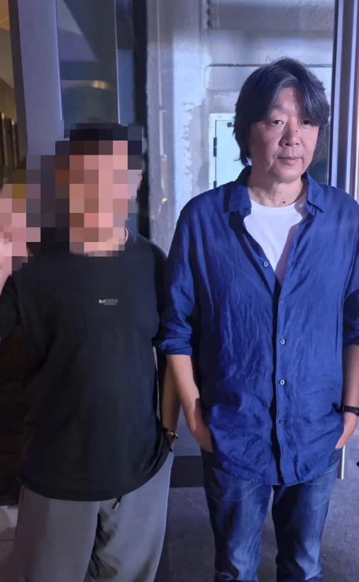 641